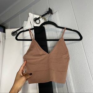 Cami crop top (material: polyester)